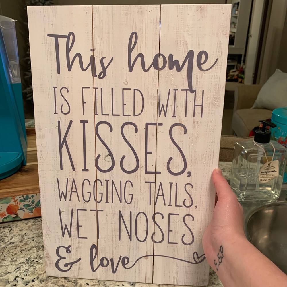 Farmhouse Wooden Dog Picture